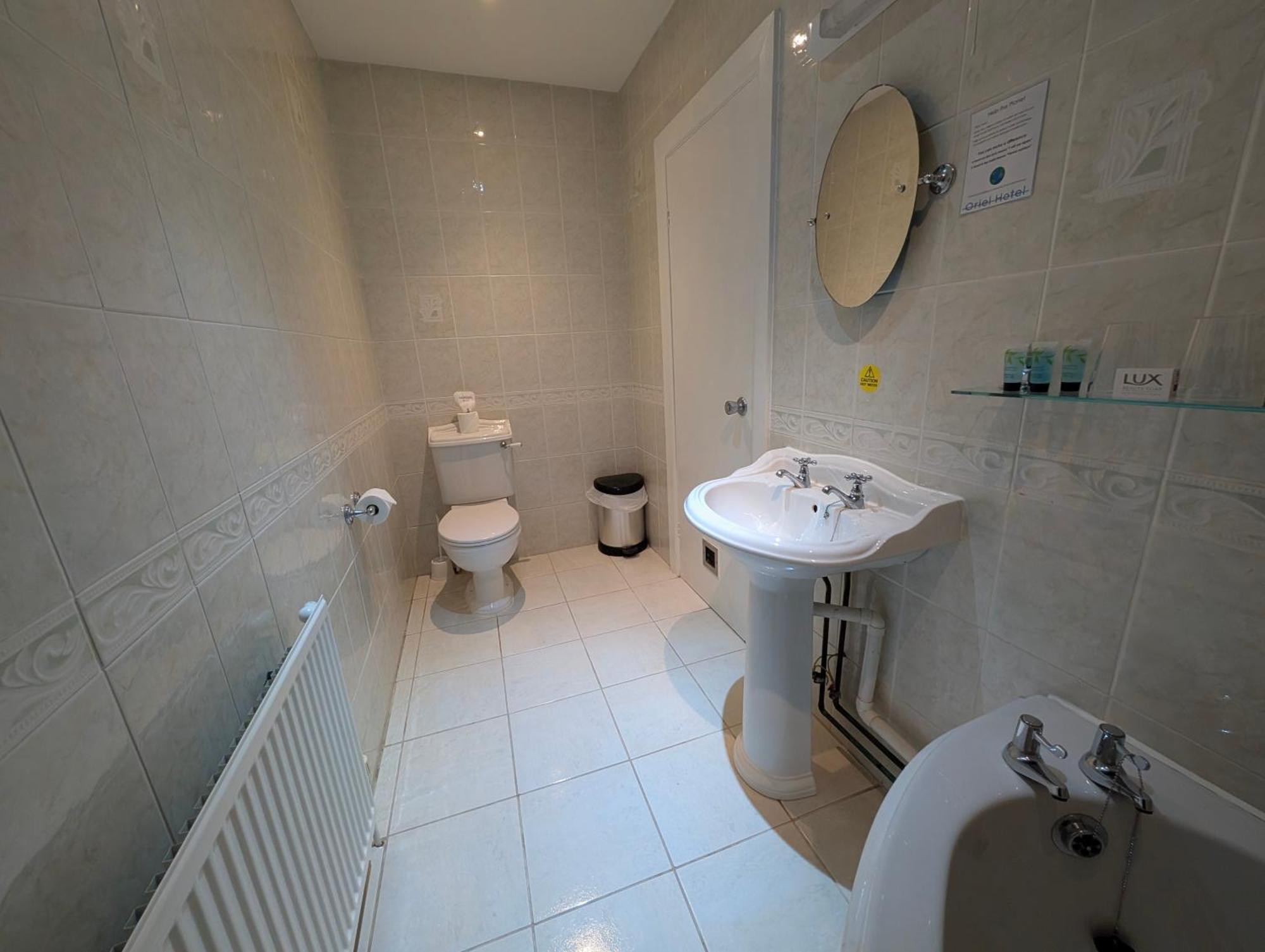 Oriel Hotel St Asaph Εξωτερικό φωτογραφία